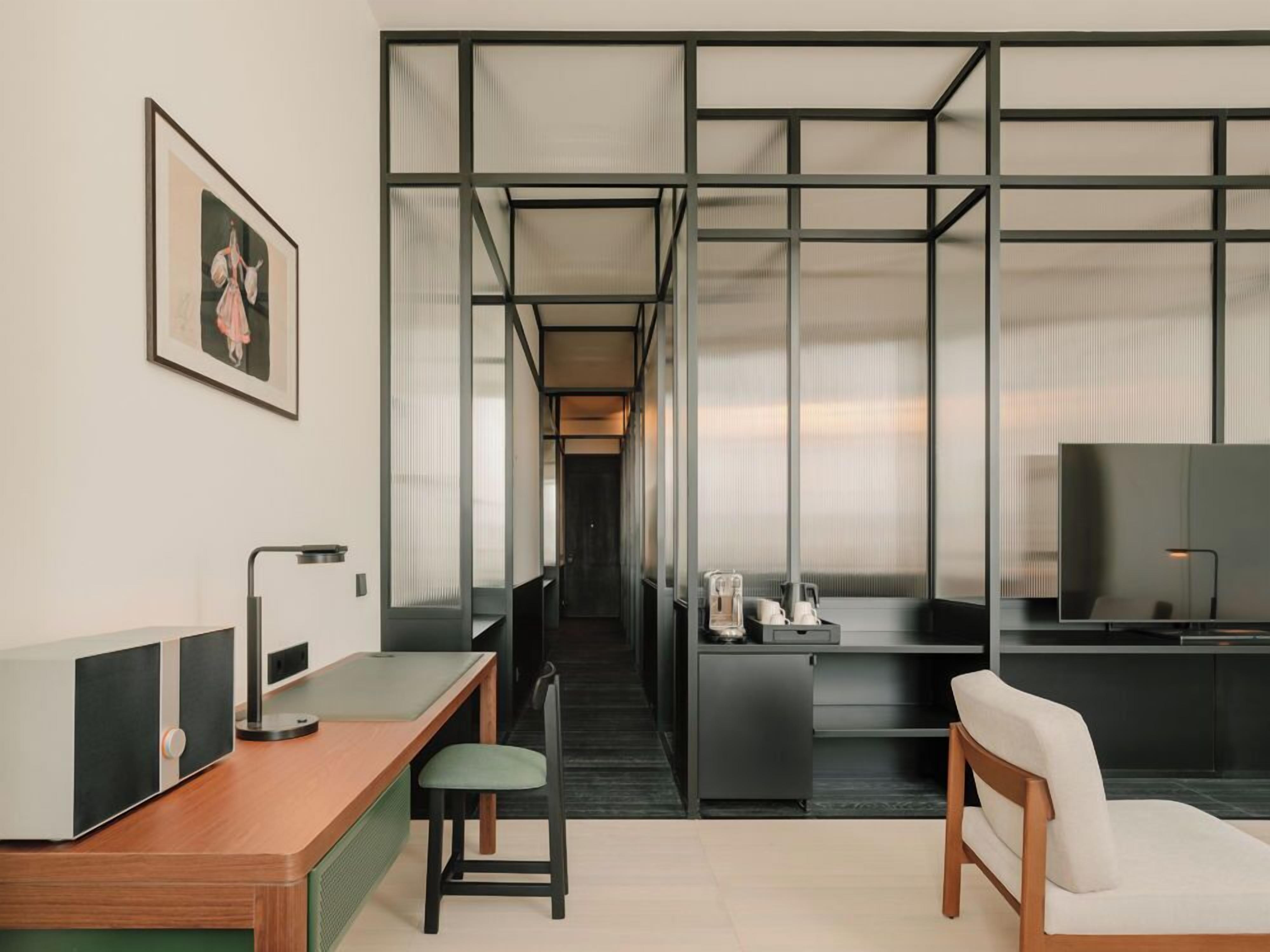 Junior Σουίτα (Club) | Κλινοσκεπάσματα υψηλής ποιότητας, μίνι μπαρ, χρηματοκιβώτιο στο δωμάτιο 