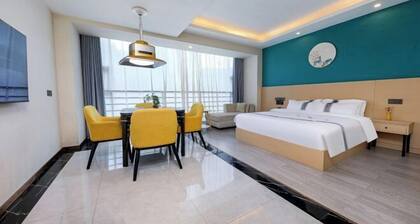 Rujia Tongbai Yun Hotel (Zunyi Medical College Victoria Shop)