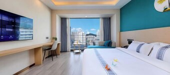 Rujia Tongbai Yun Hotel (Zunyi Medical College Victoria Shop)