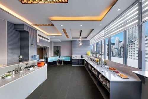 Rujia Tongbai Yun Hotel (Zunyi Medical College Victoria Shop)