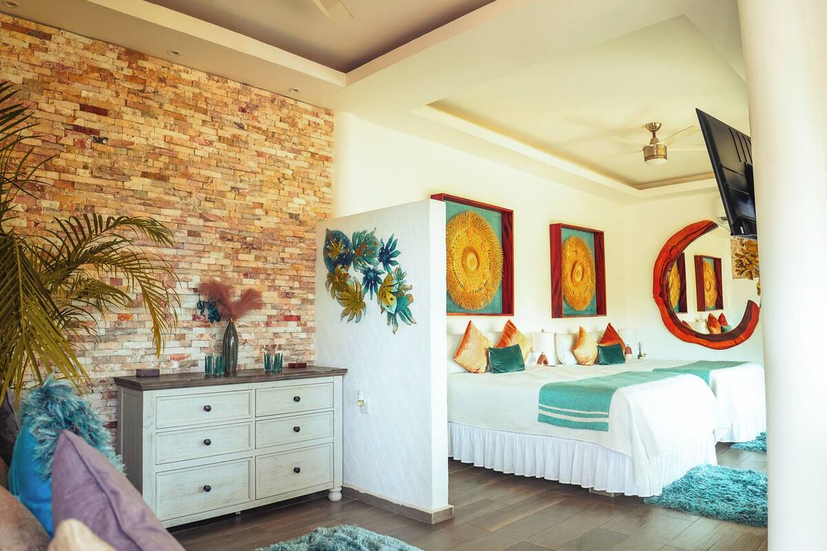 Superior Quadruple Room, 2 Queen Beds, Garden View | Premium bedding, bed sheets