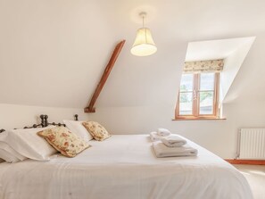 1 bedroom, individually decorated, individually furnished, free WiFi - Robin's Nest (Craven Arms)