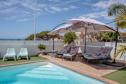 Bungalow apartment with private pool & ocean views in El Madroñal - Costa Adeje