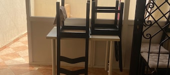 Furnished apartment for rent in a quiet, secure, strategic location