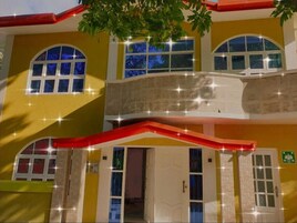 Fachada del alojamiento