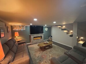 Smart TV y chimenea