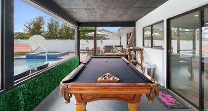 3/2 in Boca Raton Heated Salt Pool + Pickleball