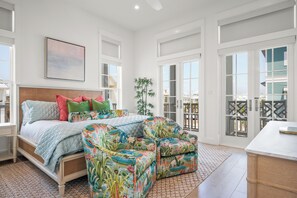 ํ์ฐ์ค (Multiple Bedrooms) | ์ธ๊ด