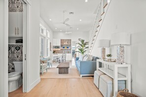 ハウス (Multiple Bedrooms) | 内装