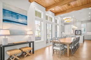 Maison (Multiple Bedrooms) | Intérieur