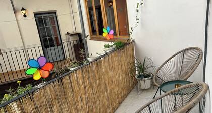 Casa Cedro, unique style with free parking 200 meters from the Plaza del Pilar