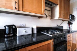 Microones, forn, placa de cuina i rentaplats