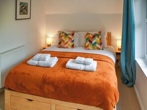 3 bedrooms, free WiFi, bed sheets