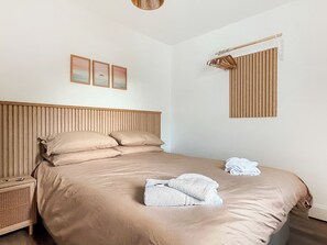 2 dormitorios, wifi gratis, ropa de cama