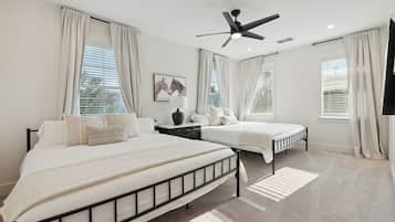 5 habitaciones, tabla de planchar con plancha, cuna de viaje y wifi