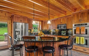 Micro-ondes, four, plaque de cuisson, lave-vaisselle