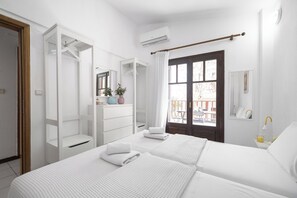 2 chambres, fer et planche à repasser, Wi-Fi, draps fournis