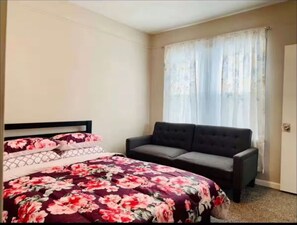 4 bedrooms, WiFi, bed sheets