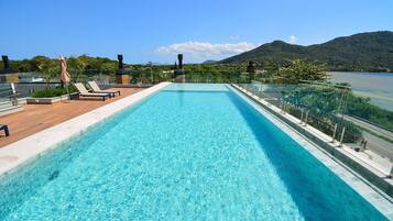 Apartment | Pool | 4 indoor pools