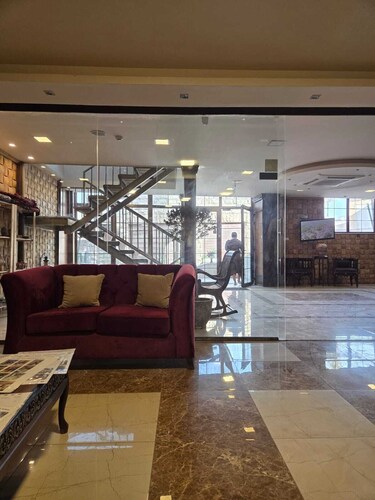 Saint John Hotel