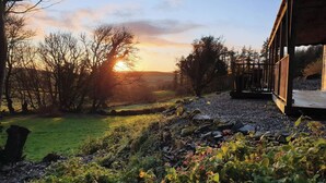 Cabin | Property grounds - Serenity Cabin Retreat in Tipperary (Ballina)