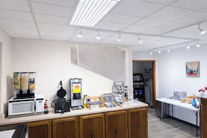 Dagelijks continentaal ontbijt inbegrepen