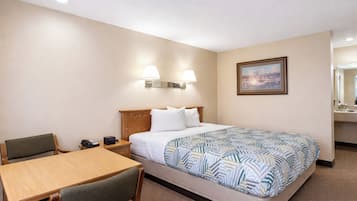 Full Bed Accessible Non-Smoking | Skrivebord, wi-fi (inkludert) og sengetøy