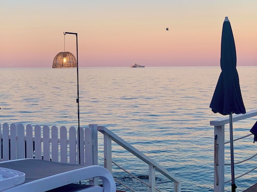 MEDEA MONDELLO HOLIDAY