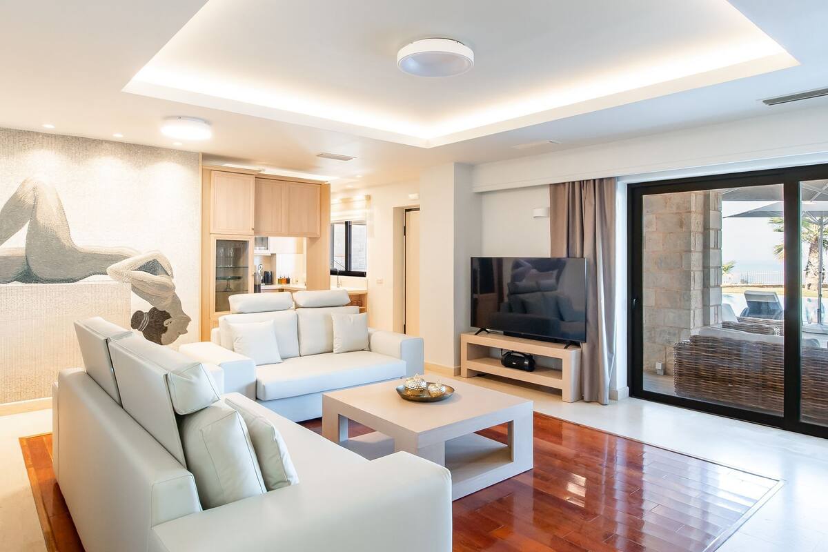 Villa | 12 bedrooms
