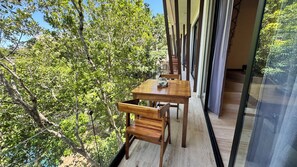 Télévision à écran plat