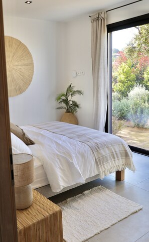 5 chambres, fer et planche Ă repasser, Wi-Fi gratuit, draps fournis
