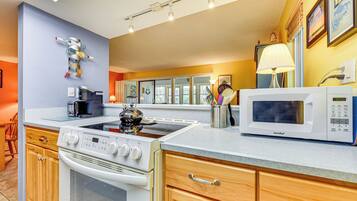 冰箱、微波炉、炉灶、洗碗机