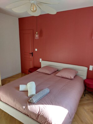 1 bedroom, iron/ironing board, free WiFi, bed sheets - Le Gally 40m2 Heart of town with garage! (Rodez)