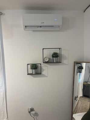 Interior - Vista Ramey Apartment (Aguadilla)