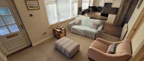 Cottage | Living area