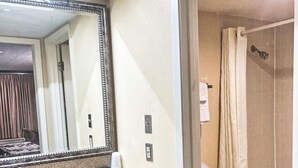 Unclassified image, 5 of 24, button - Executive Inn Laurel (Laurel)