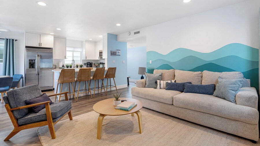 Coastal-chic Newport Stay Steps to the Beach, Dining & Boardwalk Optional Add-on Unit