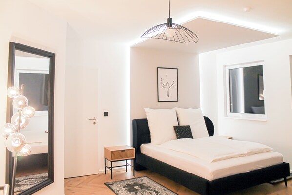2 bedrooms, iron/ironing board, travel cot, WiFi