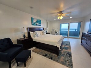 3 quartos, ferros/tábuas de passar roupa, Wi-Fi, roupa de cama