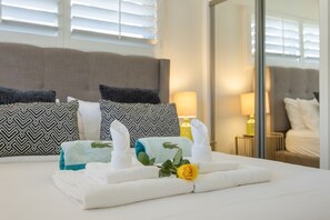 4 bedrooms, iron/ironing board, travel crib, free WiFi