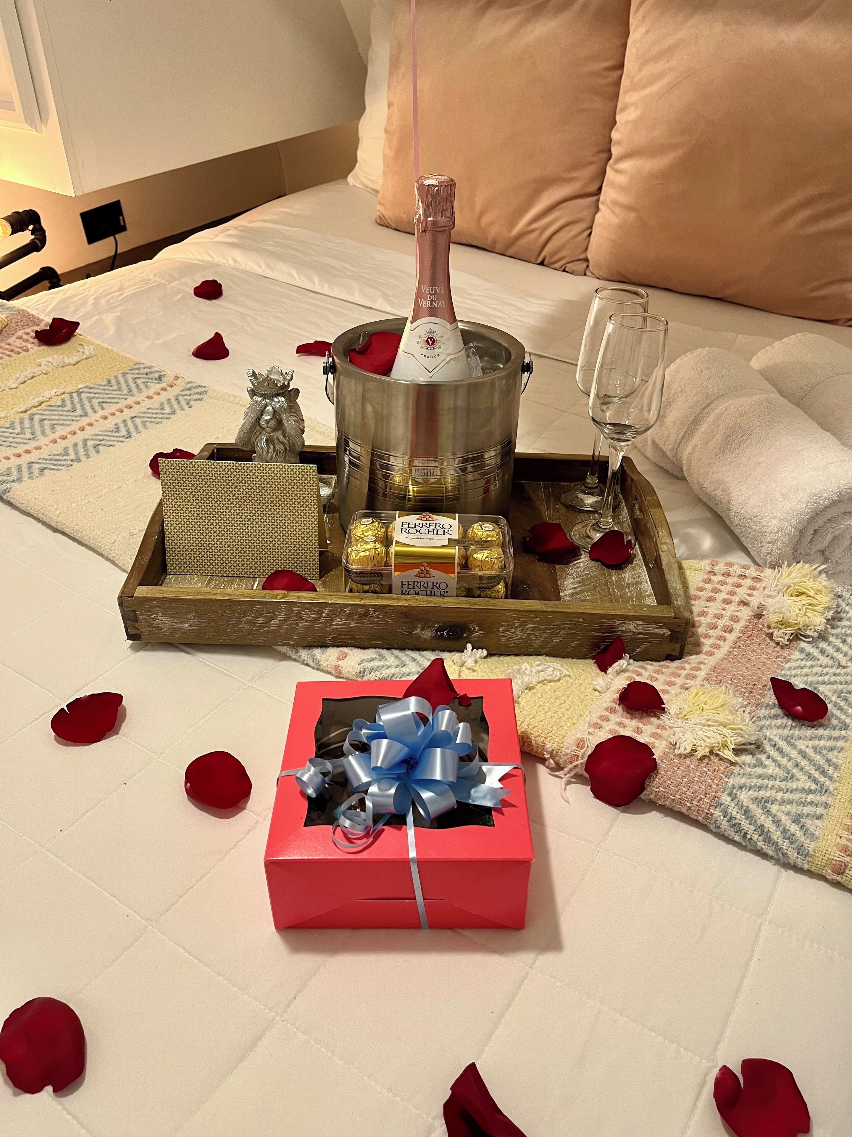 Mobile Home, 1 Queen Bed, Private Pool | 1 bedroom, iron/ironing board, free WiFi