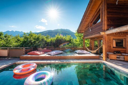 Chalet le Flocon serre chevalier piscine en ete