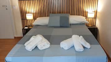 Camera Standard con Letto Matrimoniale, Vista città, N3 | Schreibtisch, Verdunkelungsvorhänge, Bügeleisen/Bügelbrett