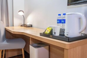 Room - Home Inn Hotels Management Co., LtdRongchang East Street Metro Station, Zhongji Subaru Store) (Beijing)