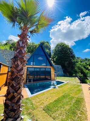 Outdoor pool, a heated pool