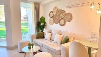 Smart TV, stereo
