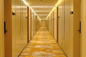 Interior - Xin Maisui Hotel (Shijingshan Chaoyang Hospital West Campus) (Beijing)