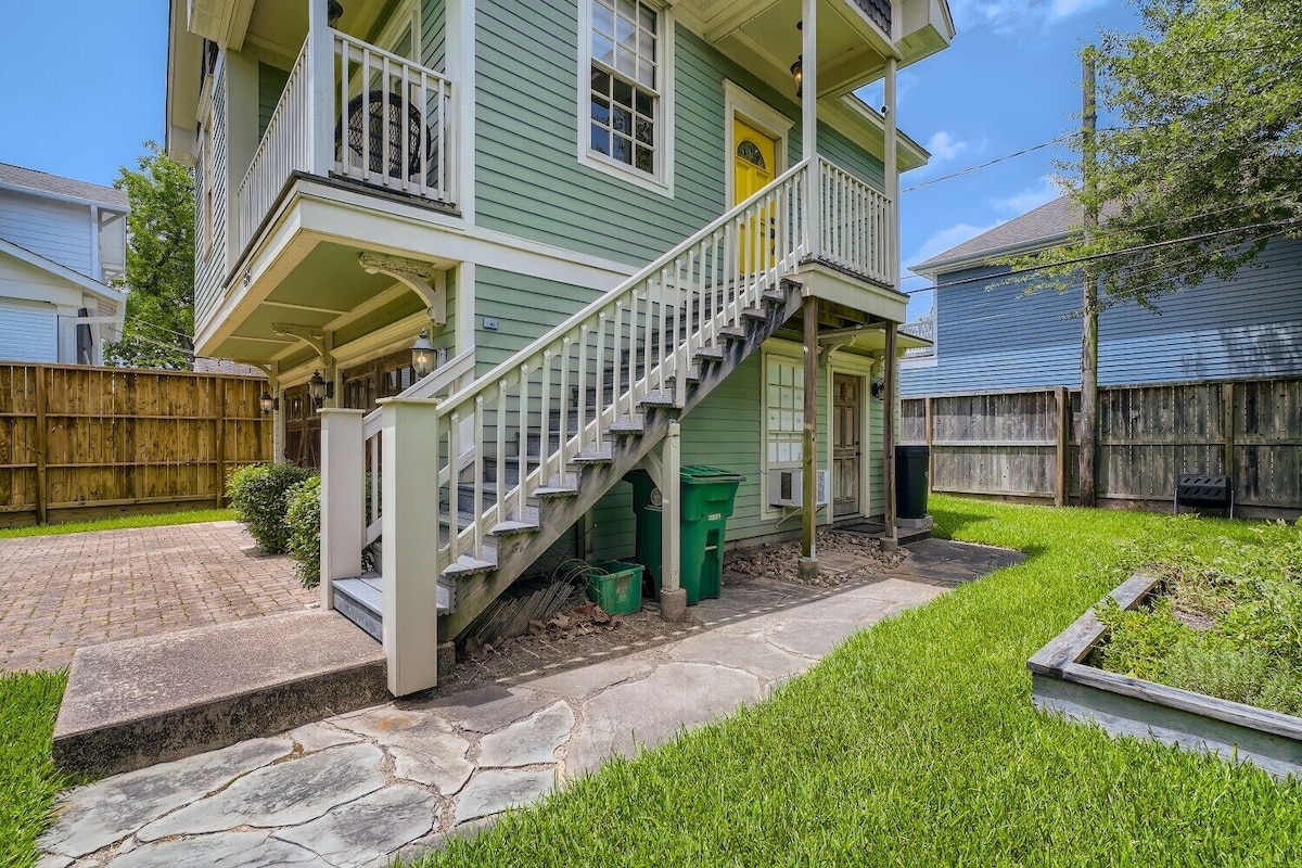 Photo 5 of Cozy Heights Hideaway :Pets welcome-Big Frontyard