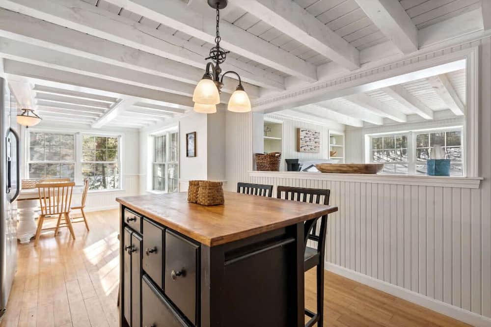 Good Tidings Stay for 8! - York Harbor, ME