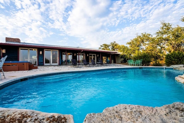 Outdoor pool - Legendary 3 Bedroom Estate with Pool & Hot Tub! (Dripping Springs)